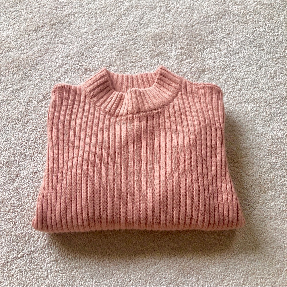 PINK RIBBED H&M SWEATER